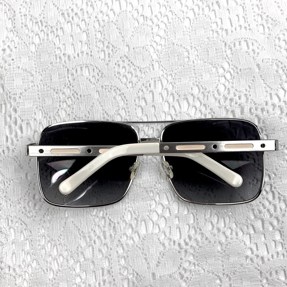 Chloe Vintage Sunglasses Silver wire frame Aviator square Authenticated Rare - Picture 2 of 16